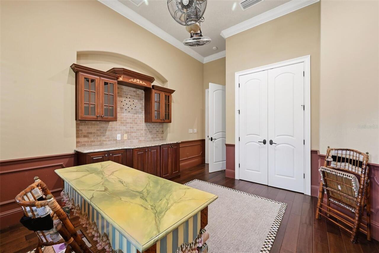 Listing Photo 33