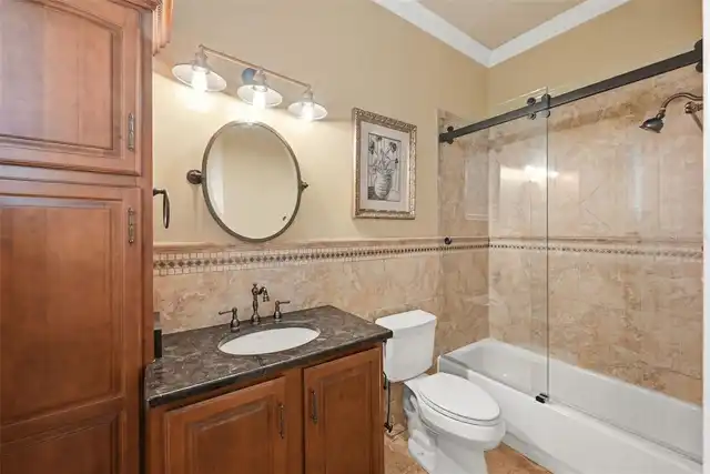 Listing Photo 44