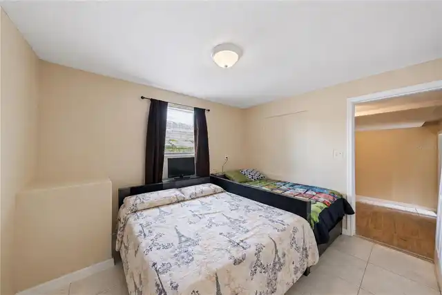 Listing Photo 14