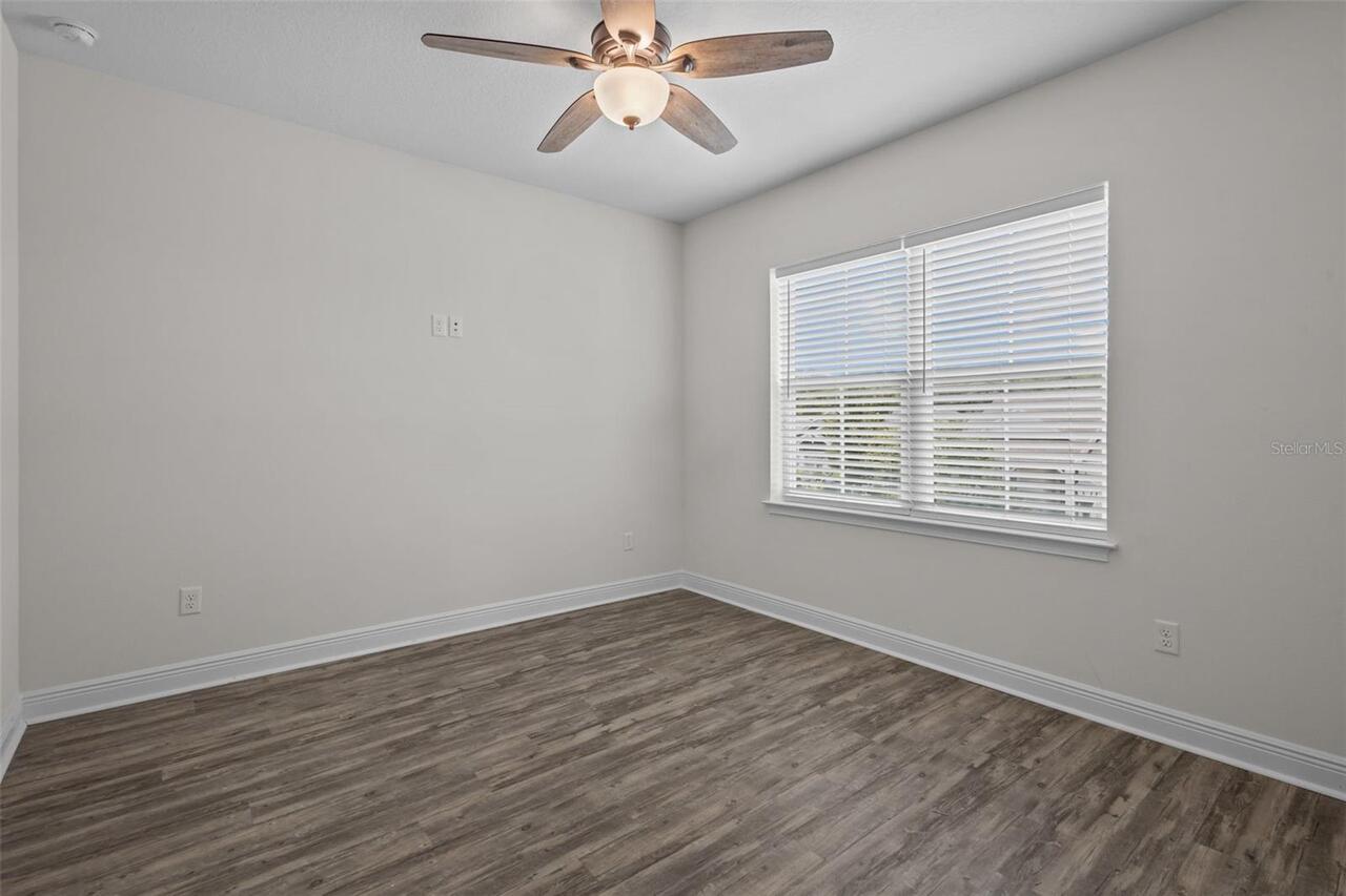 Listing Photo 33