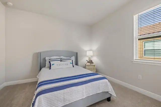 Listing Photo 9