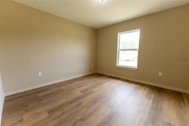 Listing Photo 33