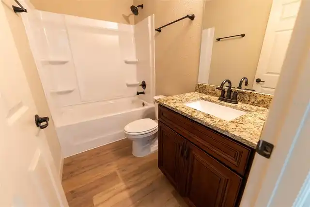 Listing Photo 38