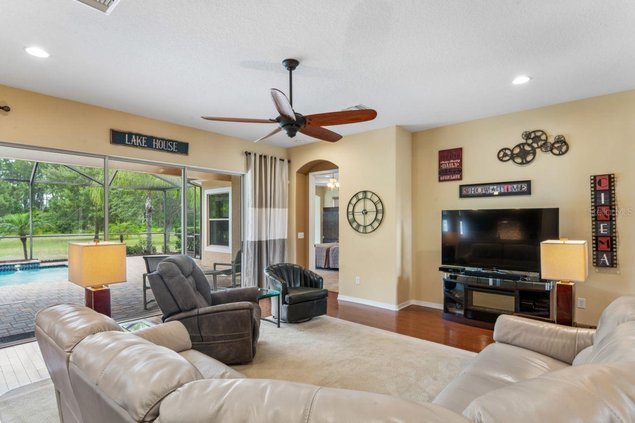 Listing Photo 32