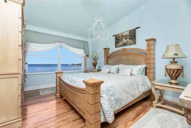 Listing Photo 33