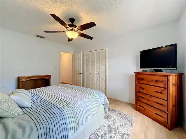 Listing Photo 37