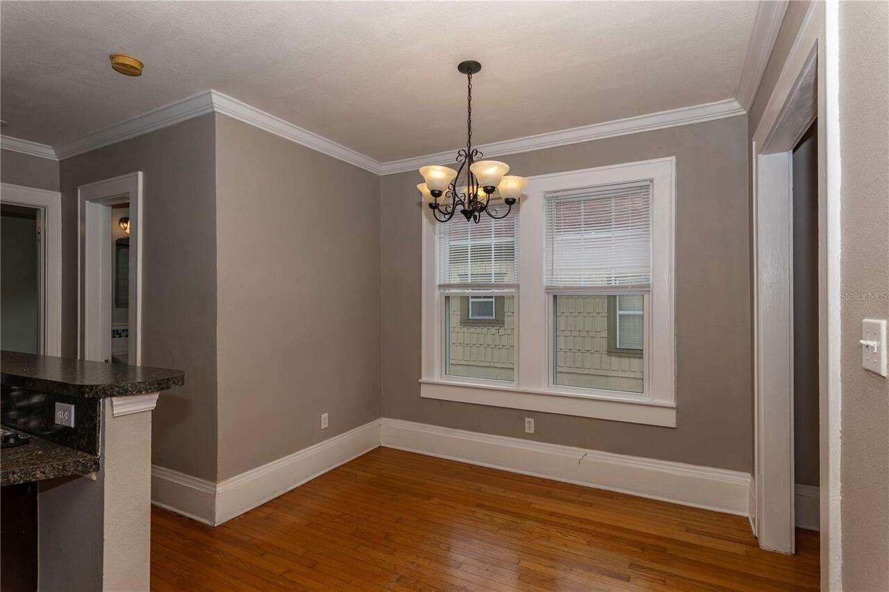 Listing Photo 8