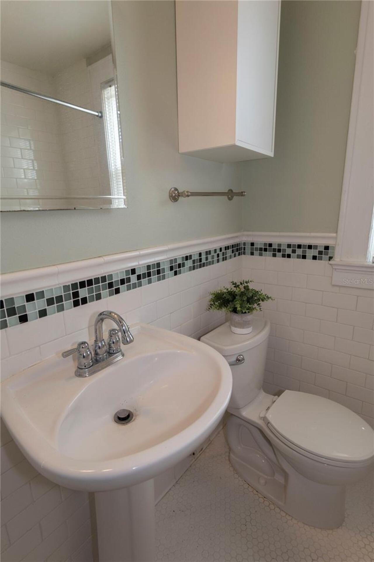 Listing Photo 11