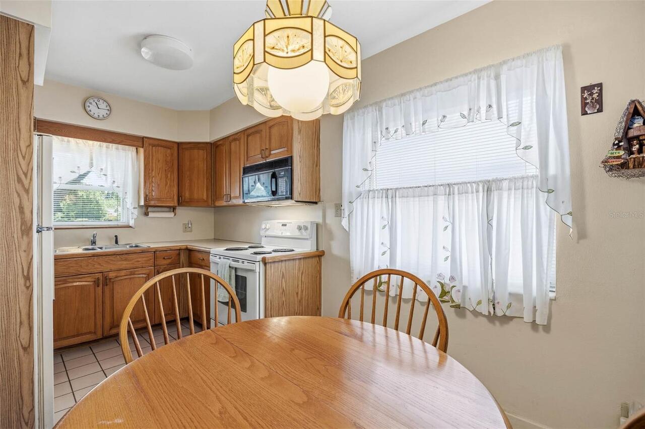Listing Photo 8