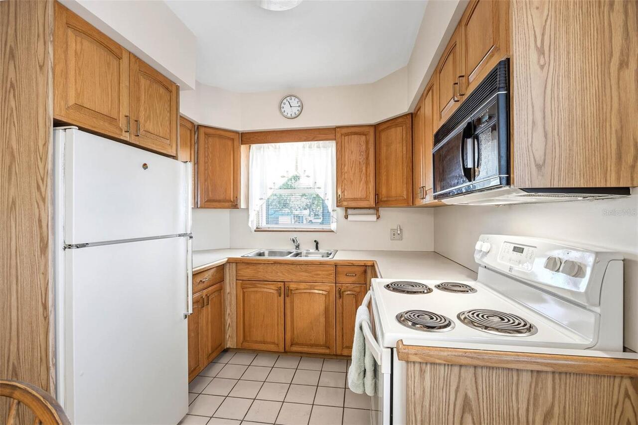 Listing Photo 10
