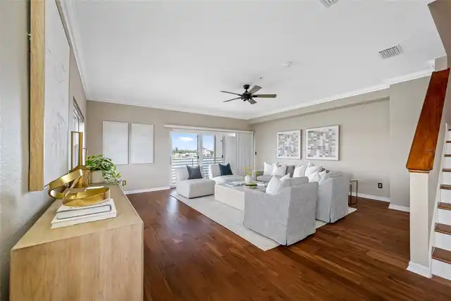 Listing Photo 11