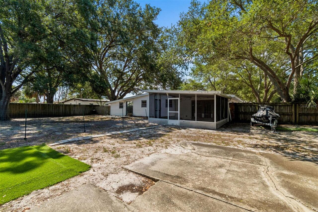 Listing Photo 32