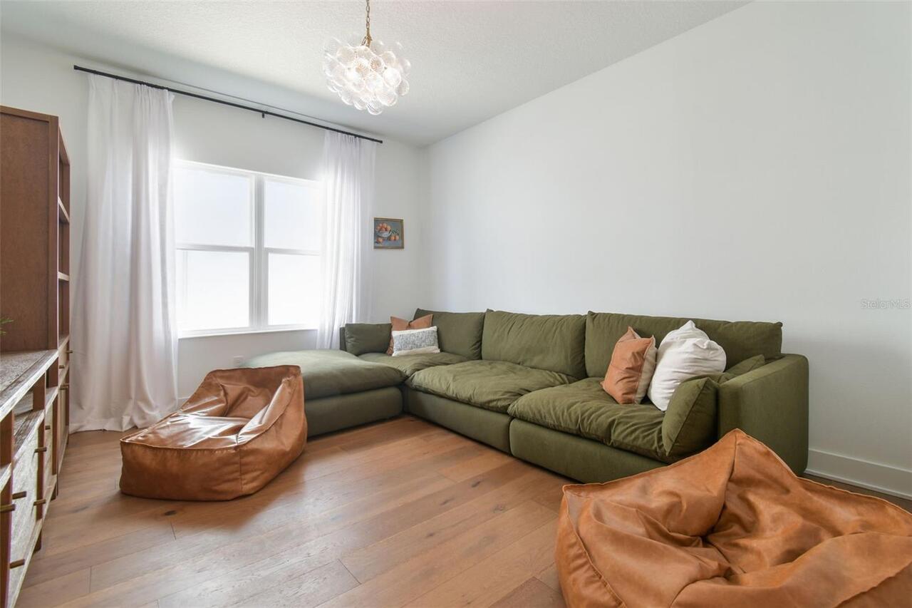 Listing Photo 22