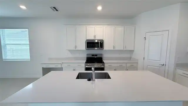 Listing Photo 13