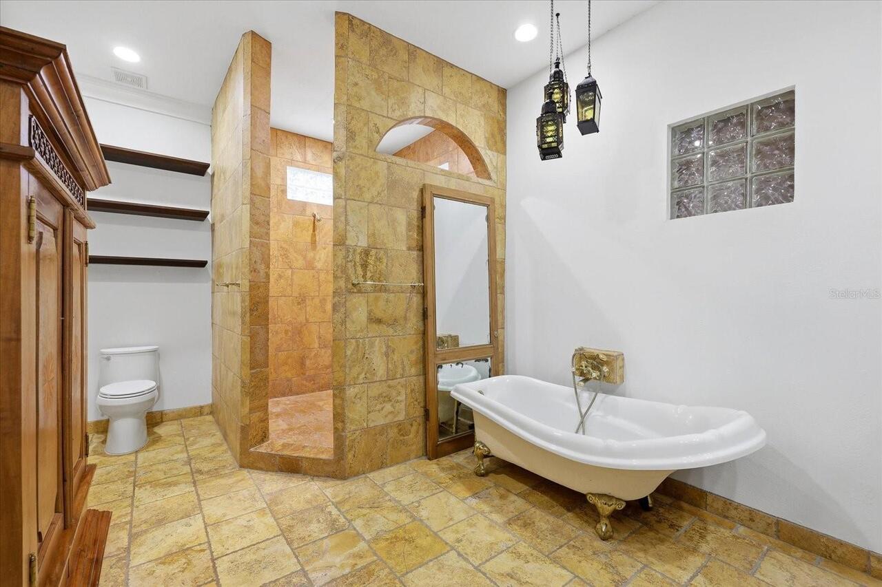 Listing Photo 21