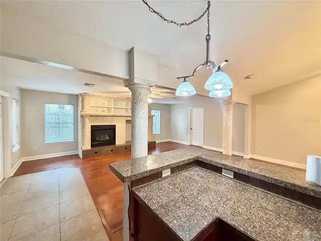 Listing Photo 14