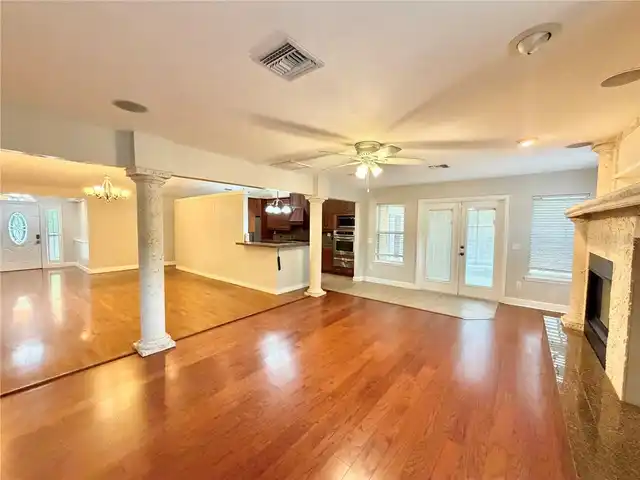 Listing Photo 16