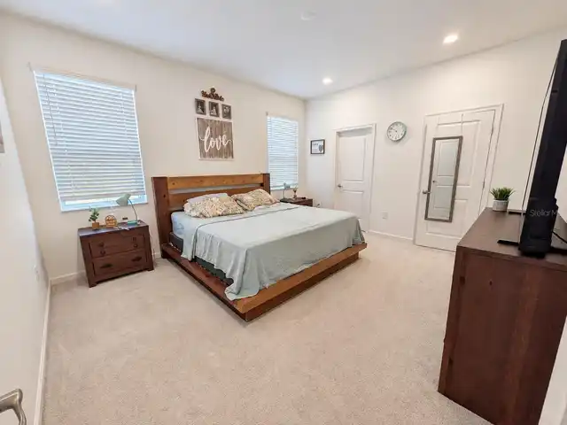 Listing Photo 8