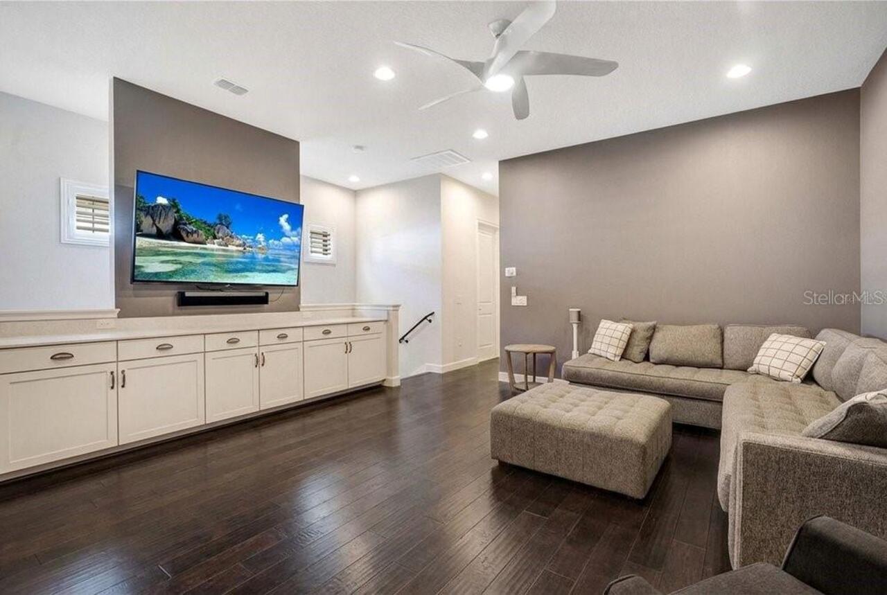 Listing Photo 17