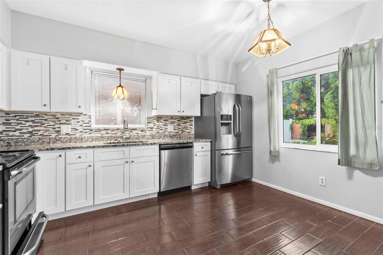 Listing Photo 18