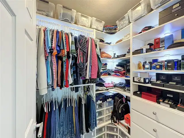 Listing Photo 17