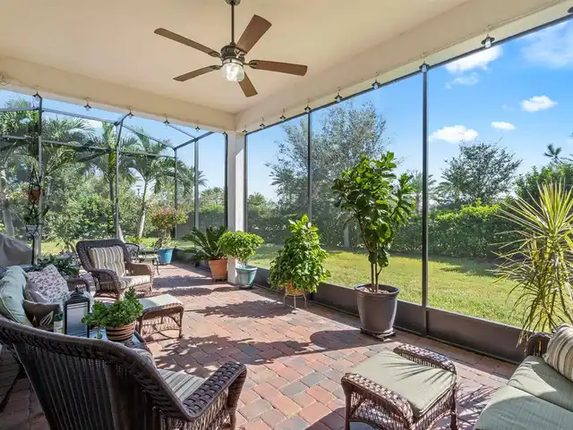 Listing Photo 18
