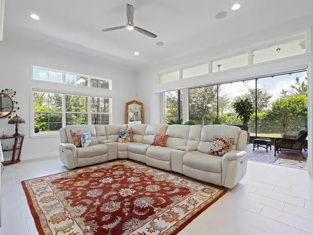 Listing Photo 32