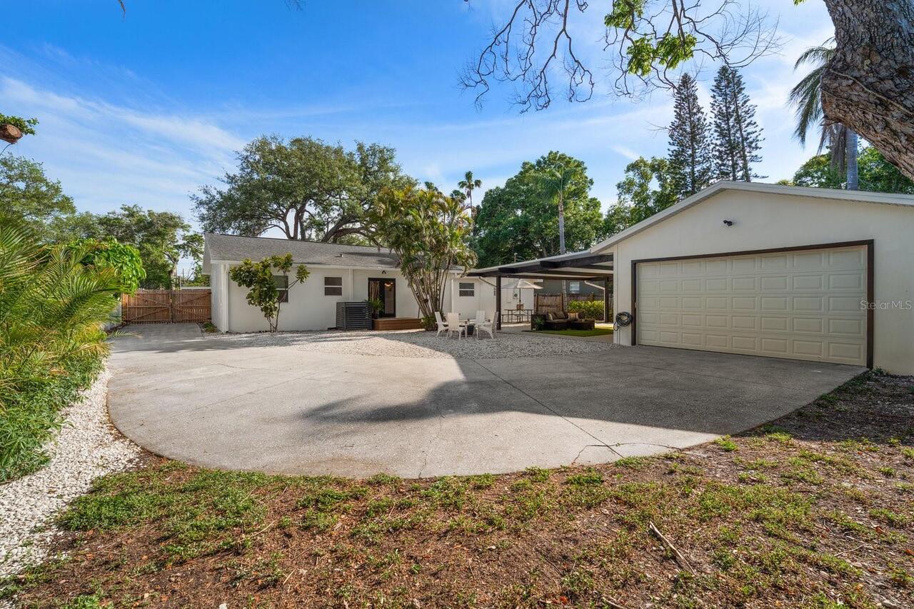 Listing Photo 25