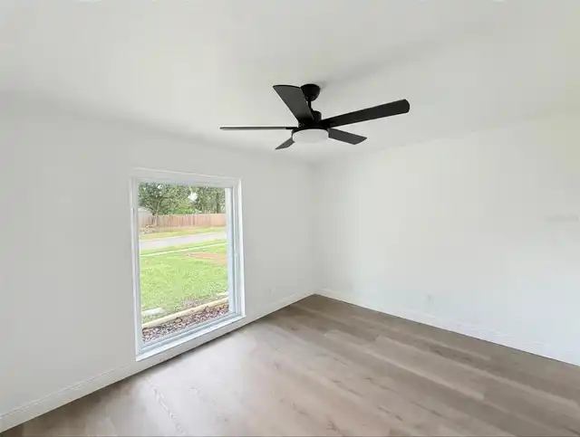 Listing Photo 43