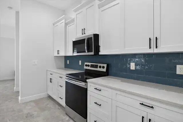 Listing Photo 25