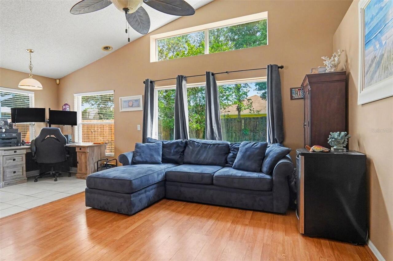 Listing Photo 9