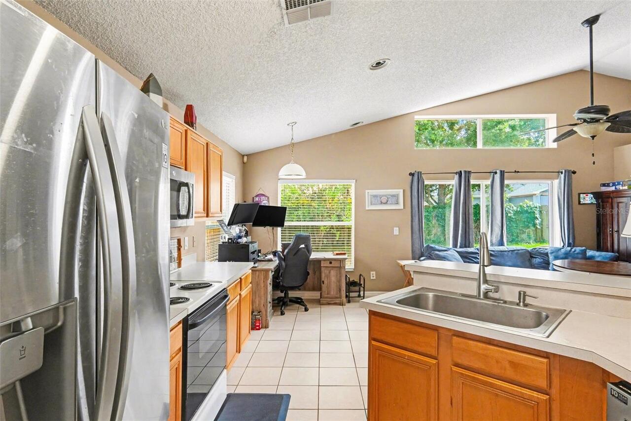Listing Photo 18
