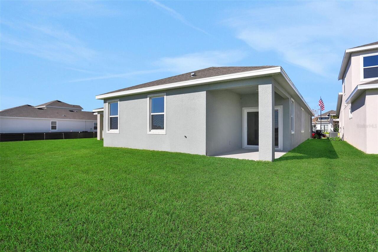 Listing Photo 8