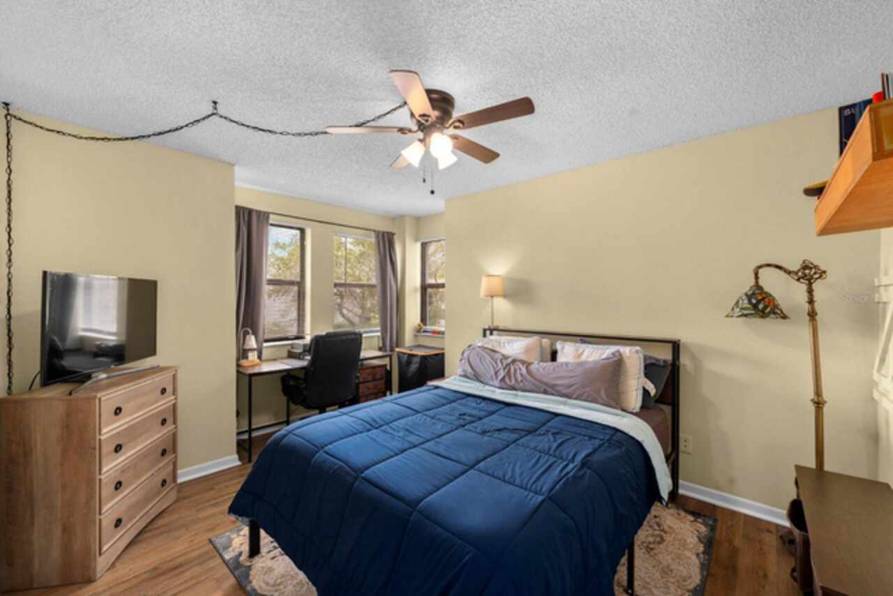 Listing Photo 15