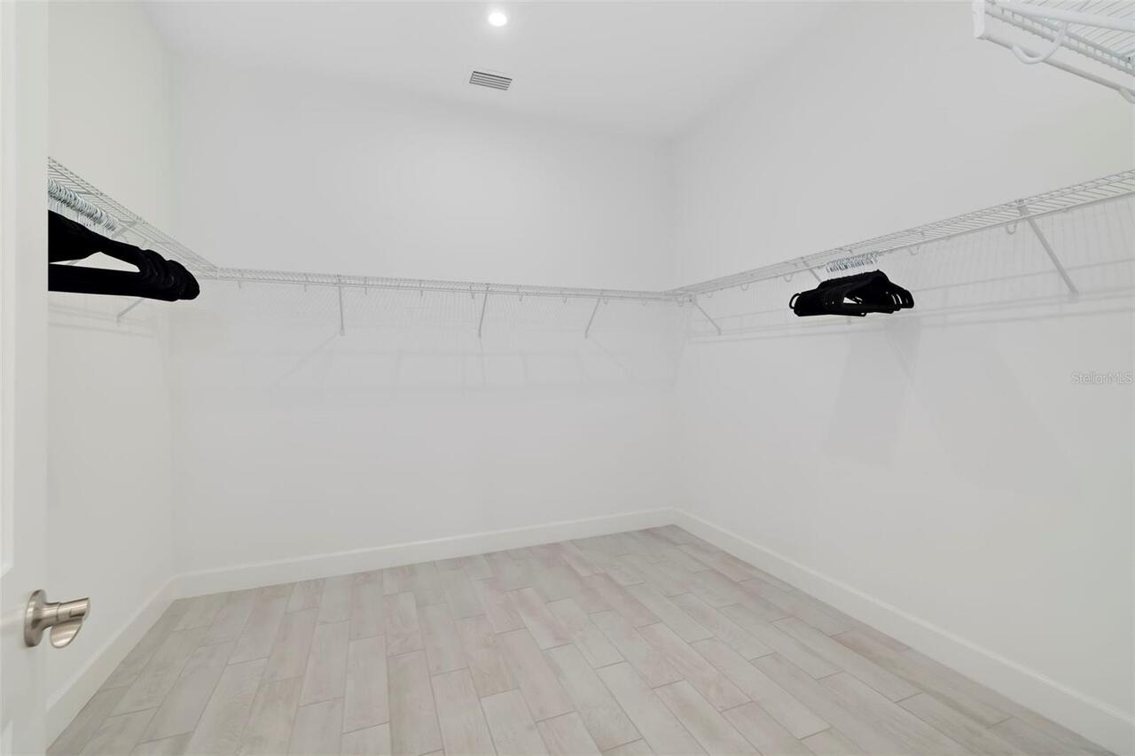 Listing Photo 37