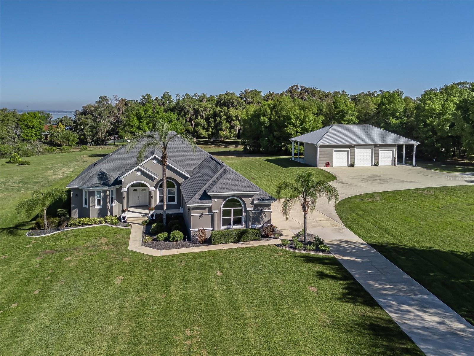 Weirsdale Real Estate