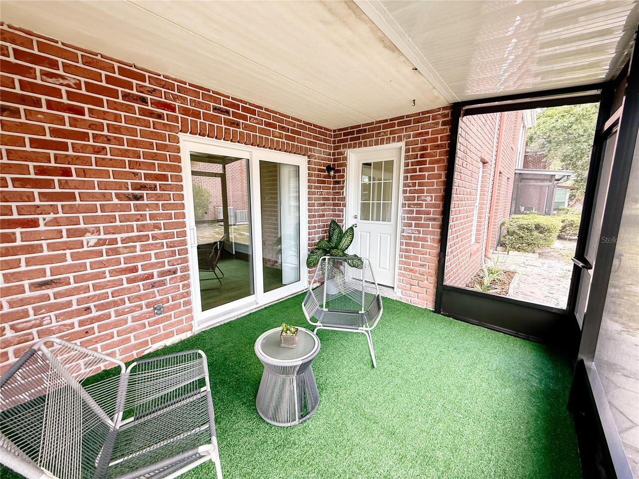 Listing Photo 17
