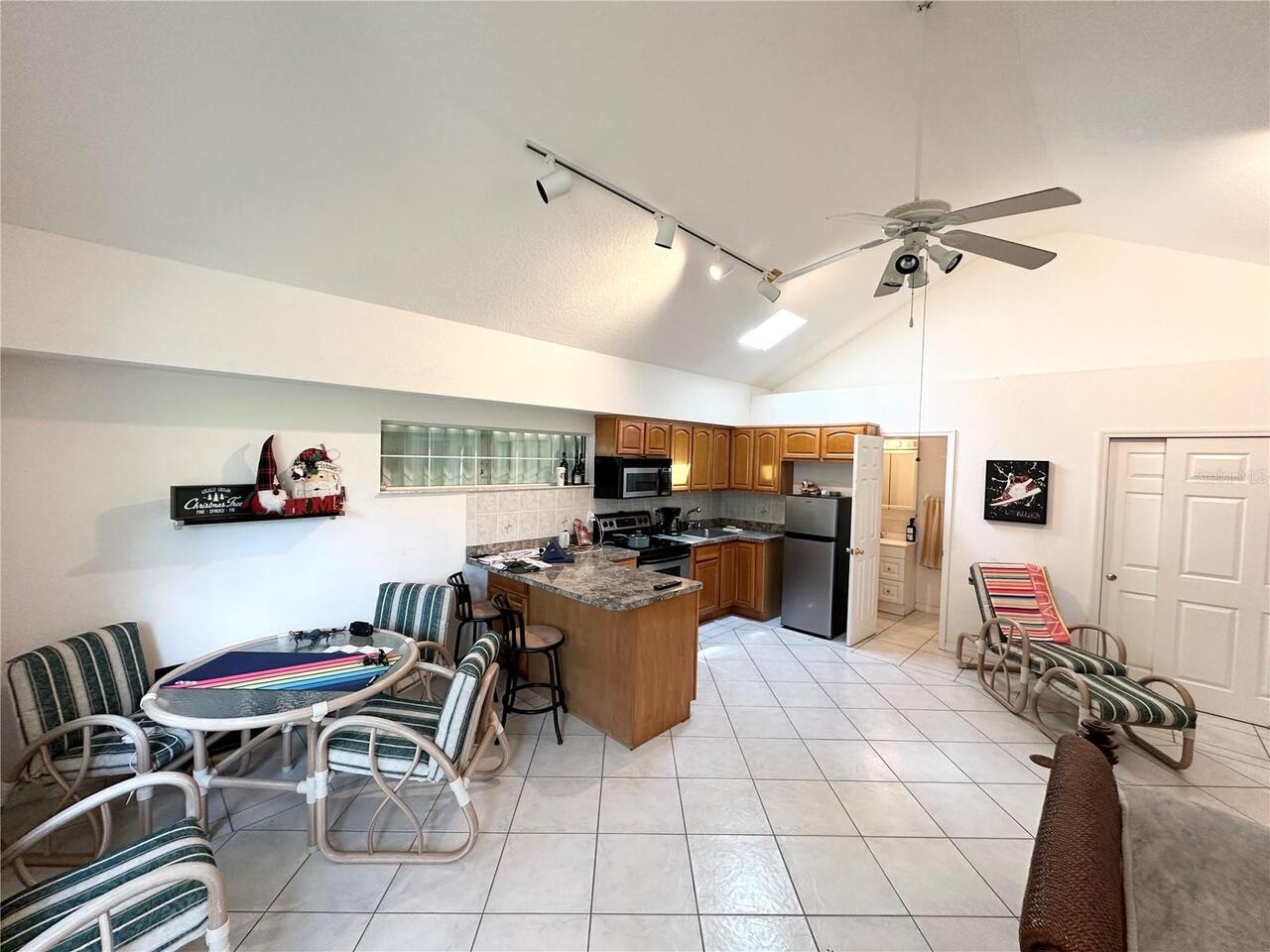 Listing Photo 43