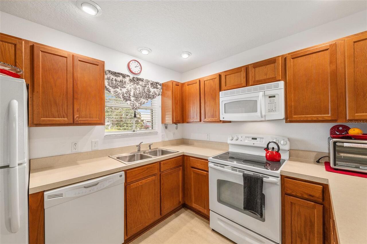 Listing Photo 16