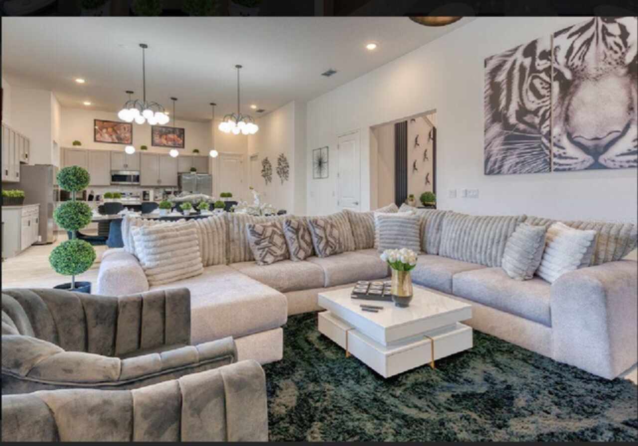 Listing Photo 10