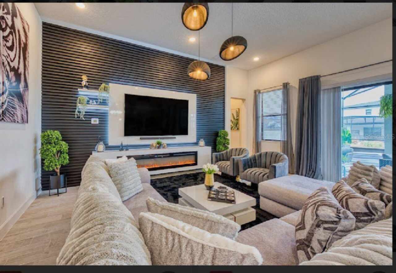 Listing Photo 12