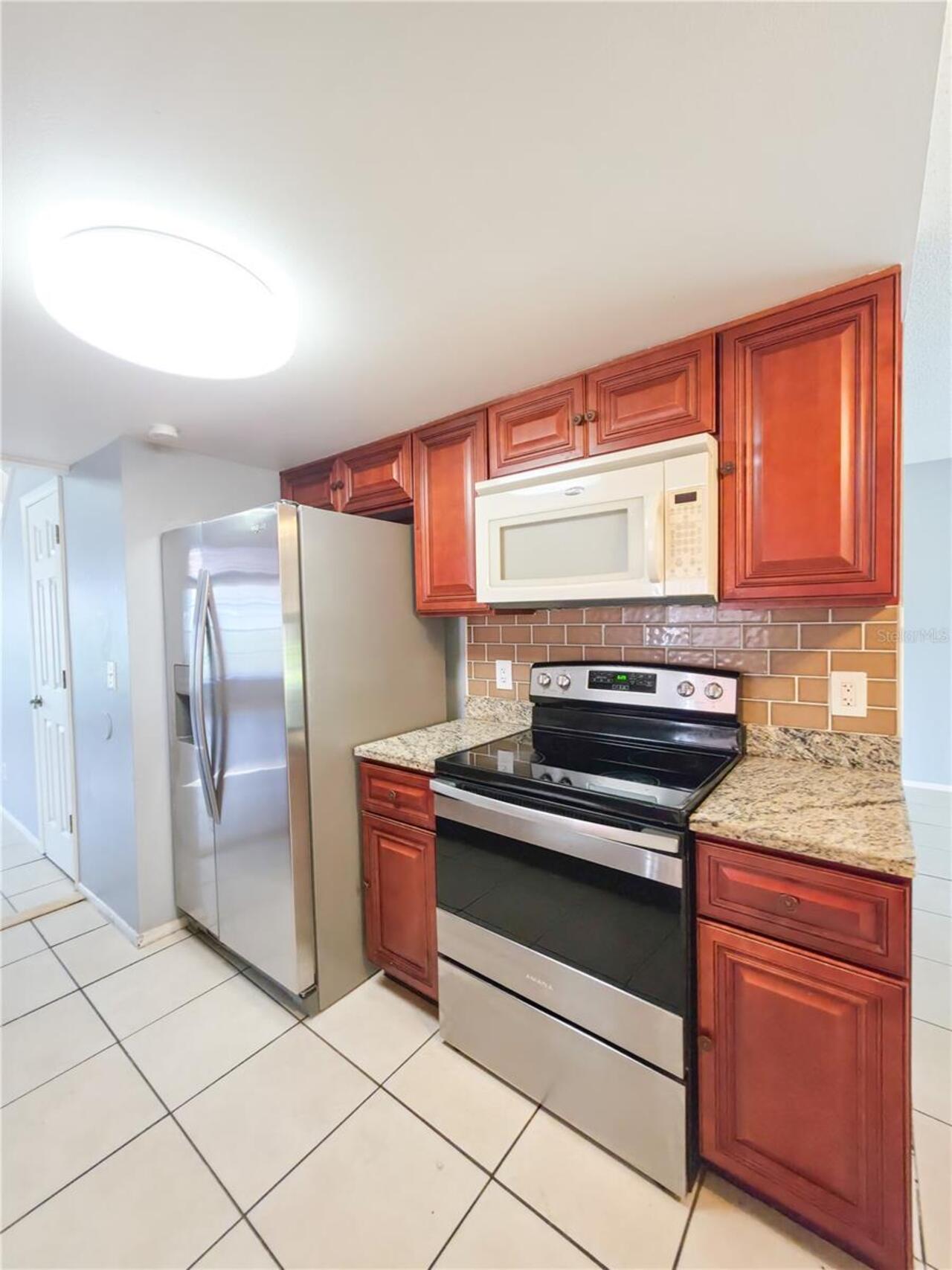 Listing Photo 16