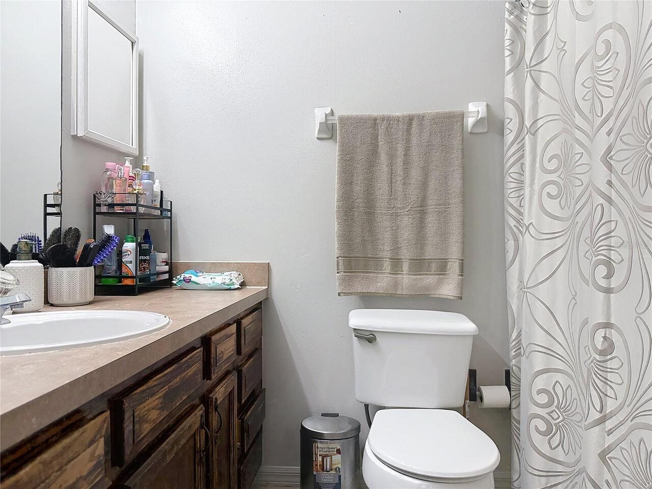 Listing Photo 10