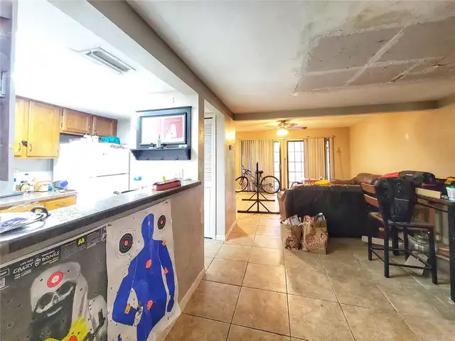 Listing Photo 6
