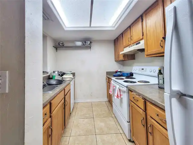 Listing Photo 7
