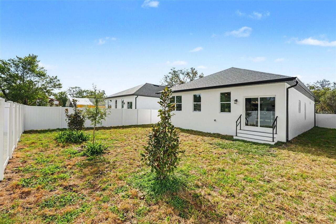 Listing Photo 25