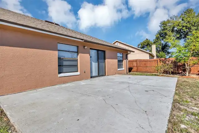 Listing Photo 8