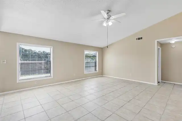 Listing Photo 35