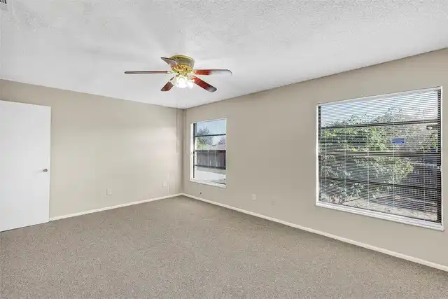 Listing Photo 39