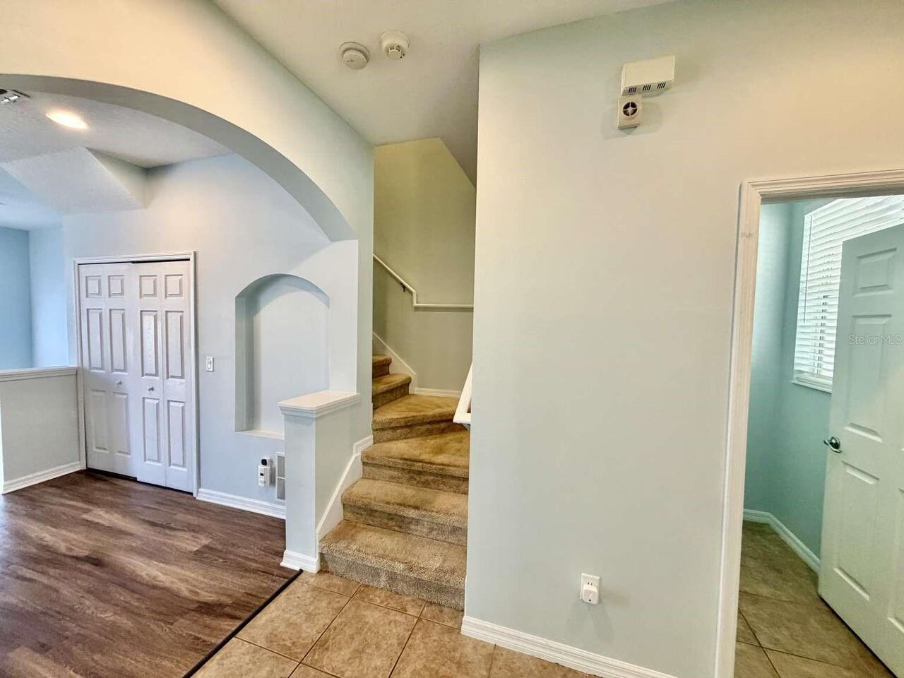 Listing Photo 11